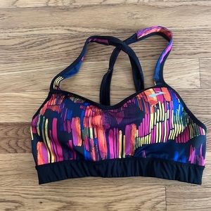 Brooks Uprise Cross Back Bra